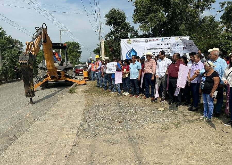 Veracruz presume casi 4 mil obras públicas en la entidad