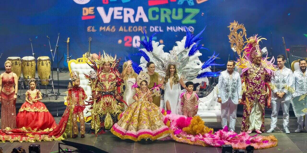 Inician con el Primer Gran Desfile del Carnaval de Veracruz 2025