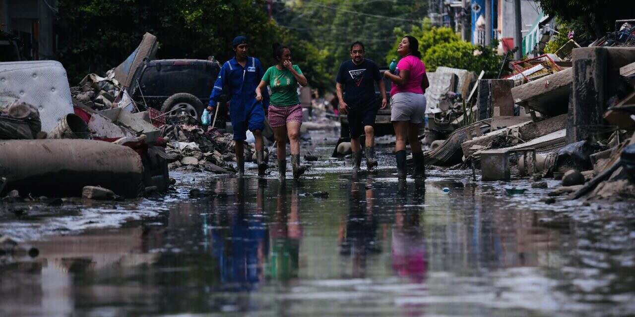 Suman 76 muertos por lluvias en cinco estados del país; hay 39 desaparecidos
